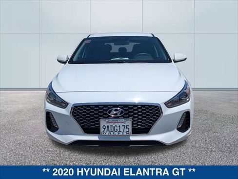 Used 2020 Hyundai Elantra GT FWD image 8