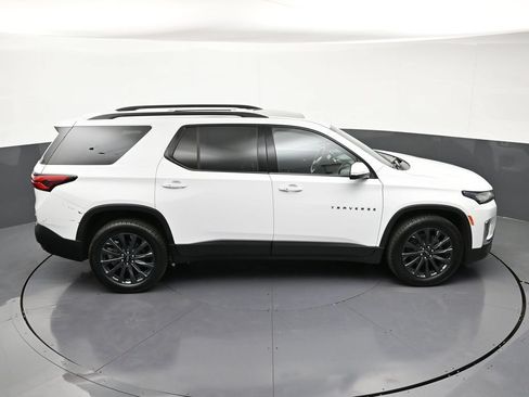 Certified 2023 Chevrolet Traverse RS w/ LPO, Floor Liner Package AWD/4WD image 21