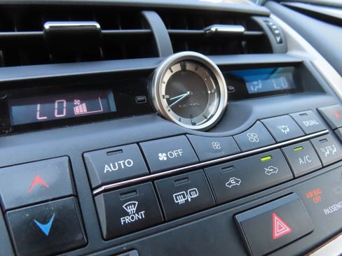 Used 2016 Lexus NX 200t AWD w/ Premium Package image 28