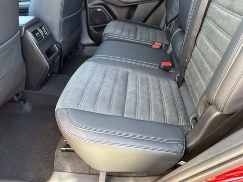 New 2026 Mitsubishi Outlander SE FWD image 14