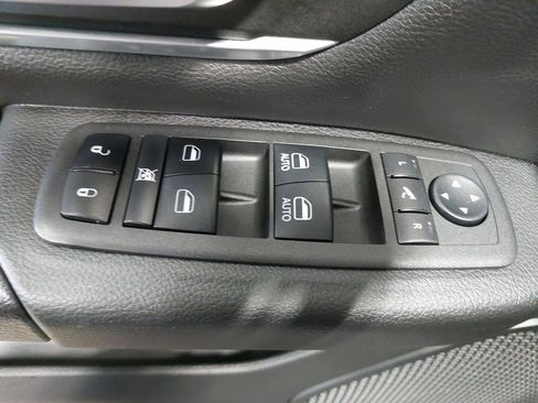 Used 2022 RAM 1500 Big Horn AWD/4WD image 28