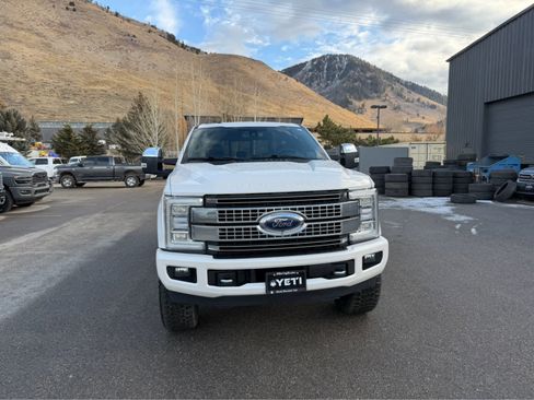 Used 2018 Ford F350 Platinum w/ Platinum Ultimate Package image 5
