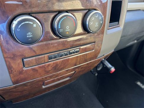 Used 2012 RAM 1500 Express image 32