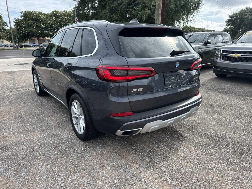 Used 2019 BMW X5 xDrive40i w/ Convenience Package AWD/4WD image 6