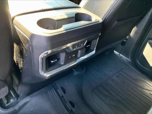Used 2020 GMC Sierra 2500 Denali w/ Denali Ultimate Package AWD/4WD image 11
