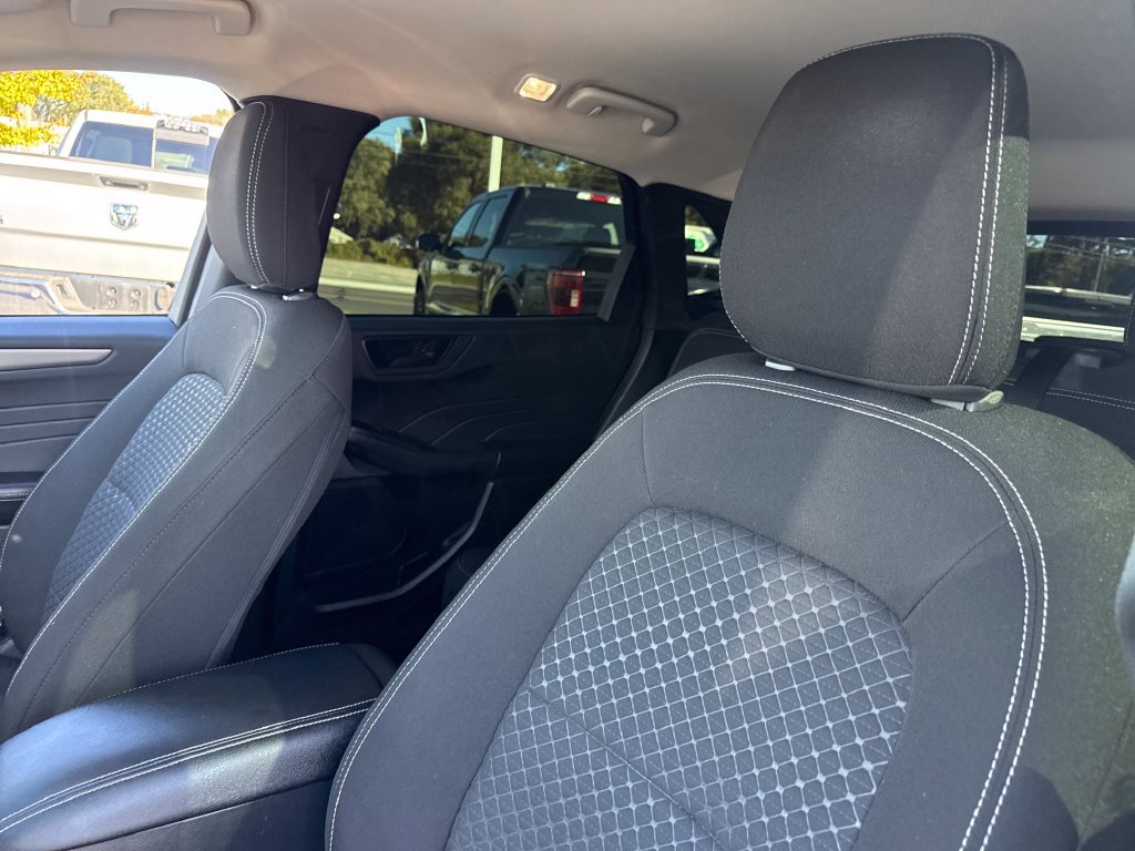 Used 2023 Ford Escape Active w/ Cold Weather Package FWD image 23