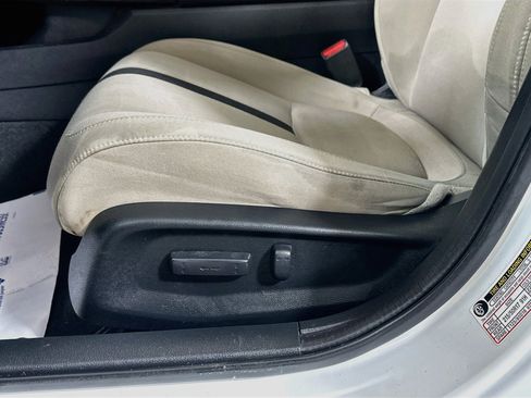 Used 2021 Honda Civic EX image 17