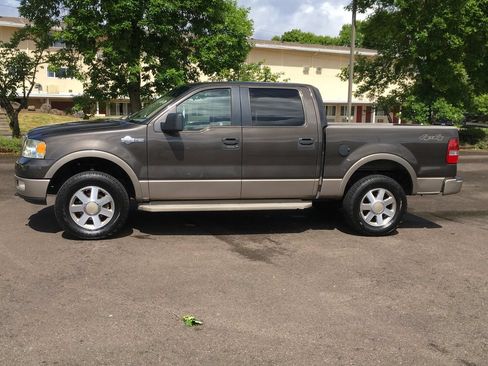 Used 2005 Ford F150 King Ranch AWD/4WD image 3