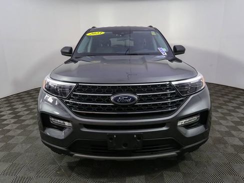 Used 2023 Ford Explorer XLT w/ Equipment Group 202A image 4