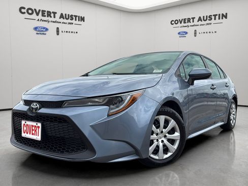 Used 2021 Toyota Corolla LE image 1
