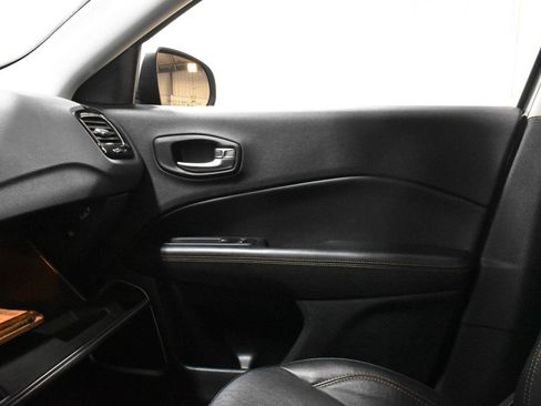 Used 2021 Jeep Compass Limited AWD/4WD image 20