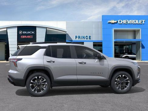 New 2026 Chevrolet Equinox RS w/ Convenience Package III FWD image 5