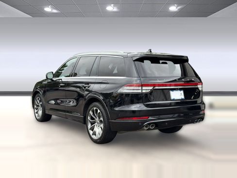 Used 2022 Lincoln Aviator Grand Touring w/ Equipment Group 301A AWD/4WD image 3