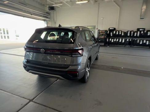 Certified 2025 Volkswagen Taos S AWD/4WD image 11