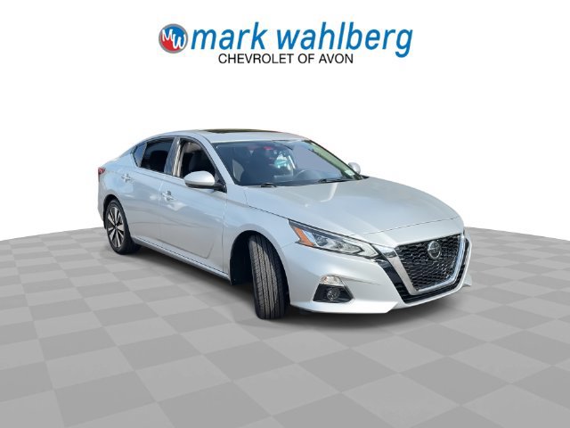 Used 2020 Nissan Altima 2.5 SV FWD image 2