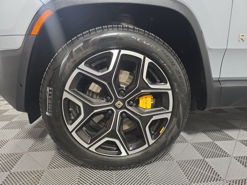 Used 2023 Rivian R1S Adventure Quad AWD/4WD image 9