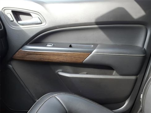 Used 2020 GMC Canyon Denali image 28