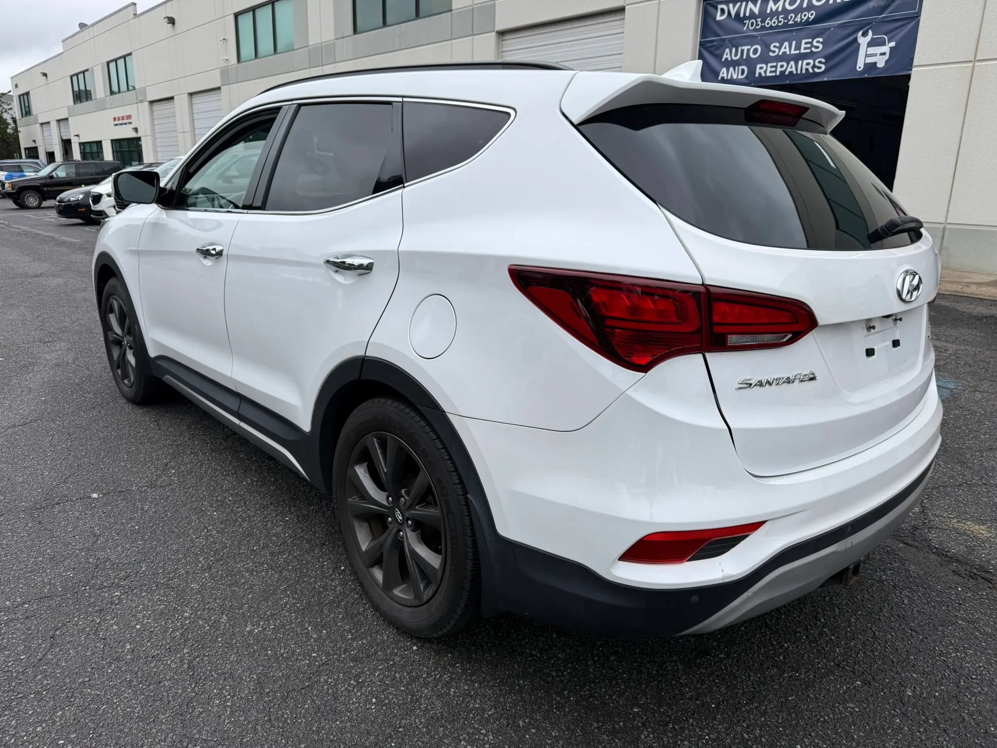 Used 2018 Hyundai Santa Fe Sport FWD image 5