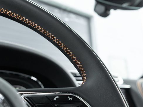 Certified 2026 Bentley Bentayga Speed AWD/4WD image 32
