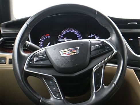 Used 2017 Cadillac XT5 Premium Luxury w/ LPO, Wheel Lock Package image 14