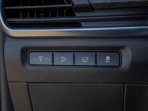 Certified 2024 Kia Telluride SX w/ Towing Package image 23