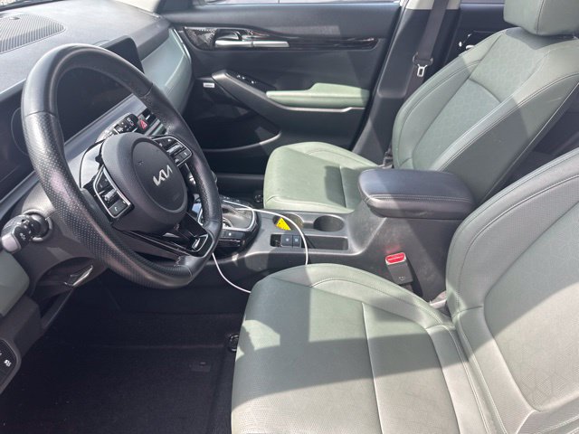Used 2024 Kia Seltos SX w/ SX Sunroof Package AWD/4WD image 12