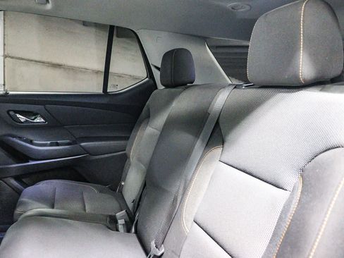 Used 2020 Chevrolet Traverse LS FWD image 19