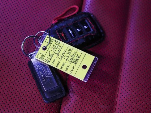 Used 2022 Lexus IS 350 F Sport w/ Accessory Package RWD image 23