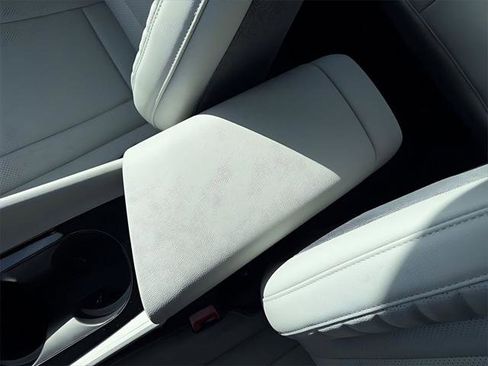 New 2026 Hyundai Elantra Limited image 26