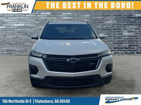 Used 2023 Chevrolet Traverse RS AWD/4WD image 3