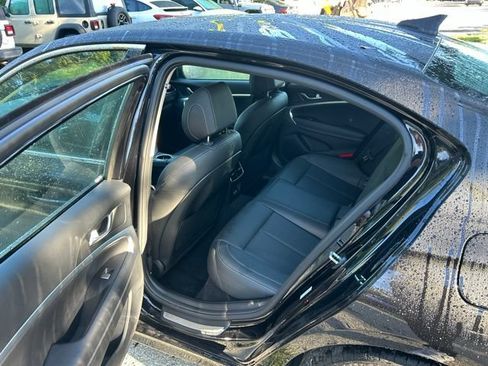 Used 2026 Genesis G70 2.5T RWD image 6