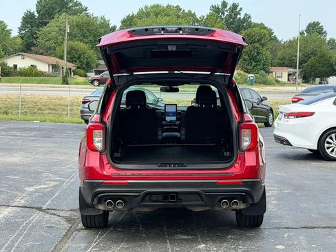 Used 2021 Ford Explorer ST w/ ST Street Pack AWD/4WD image 13