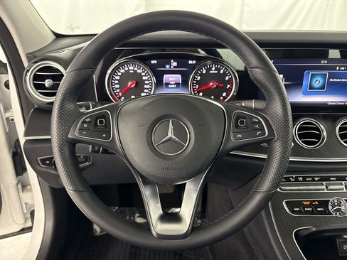 Certified 2018 Mercedes-Benz E 300 image 17