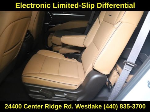 Used 2026 Cadillac Escalade Luxury w/ LPO, Floor Liner Package AWD/4WD image 14