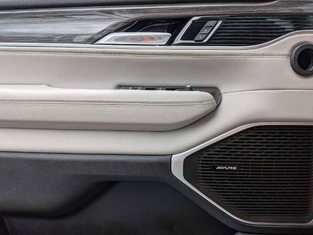 Used 2022 Jeep Wagoneer Series III RWD image 23