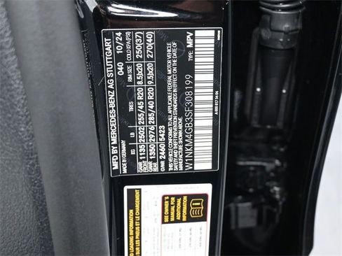 Used 2025 Mercedes-Benz GLC 300 image 18