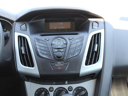 Used 2012 Ford Focus SE image 10