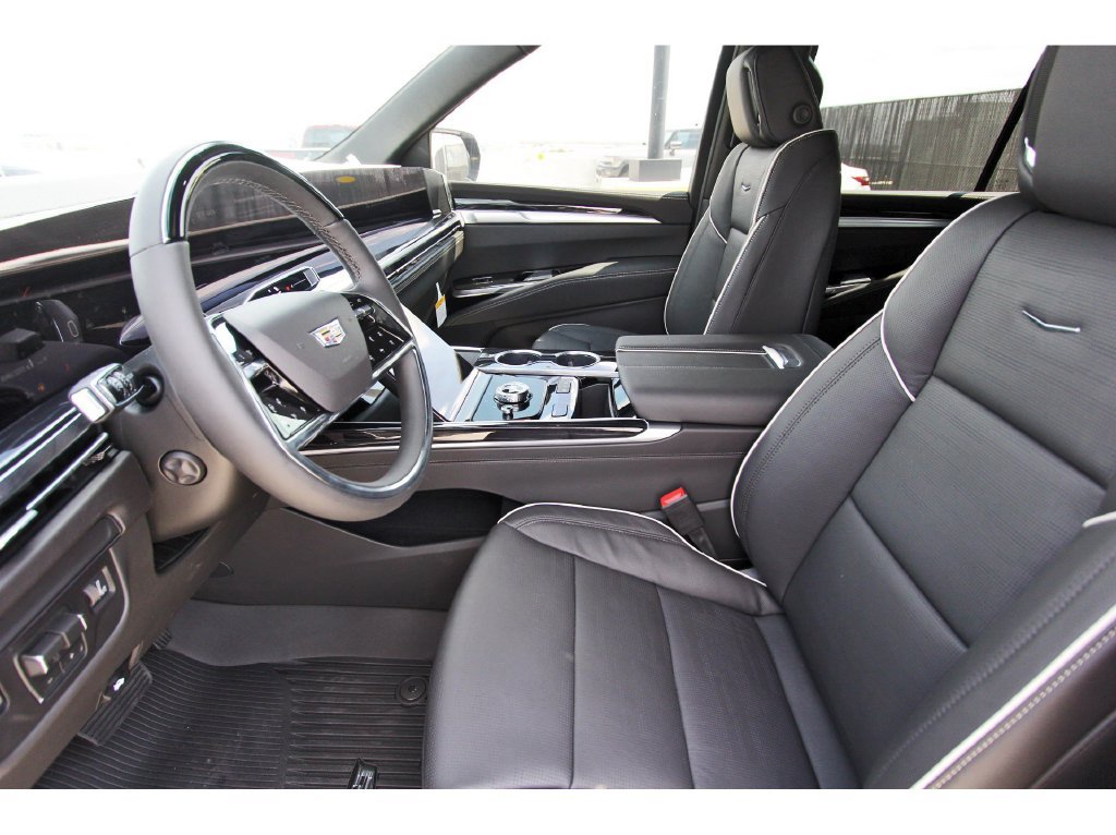 New 2027 Cadillac Escalade Sport RWD image 3