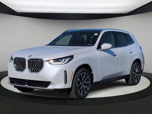 Used 2026 BMW X3 xDrive30i w/ Convenience Package AWD/4WD image 4