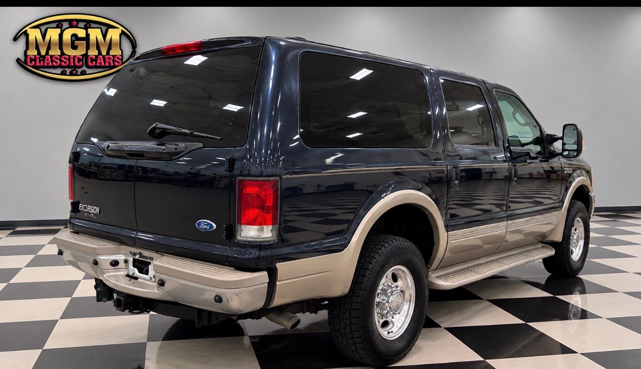 Used 2001 Ford Excursion Limited AWD/4WD image 3