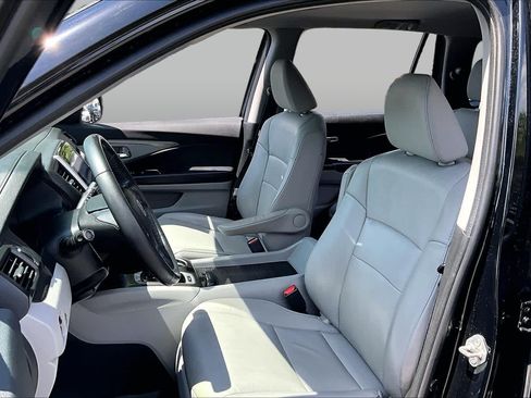 Used 2017 Honda Pilot EX-L image 8