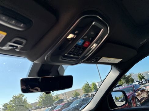 Used 2025 Jeep Grand Cherokee L Limited w/ Luxury Tech Group II RWD image 24