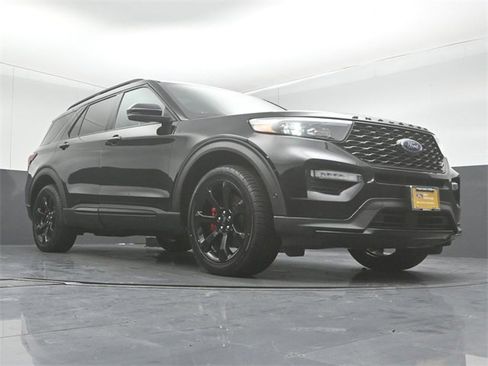 Certified 2021 Ford Explorer ST w/ ST Street Pack image 37