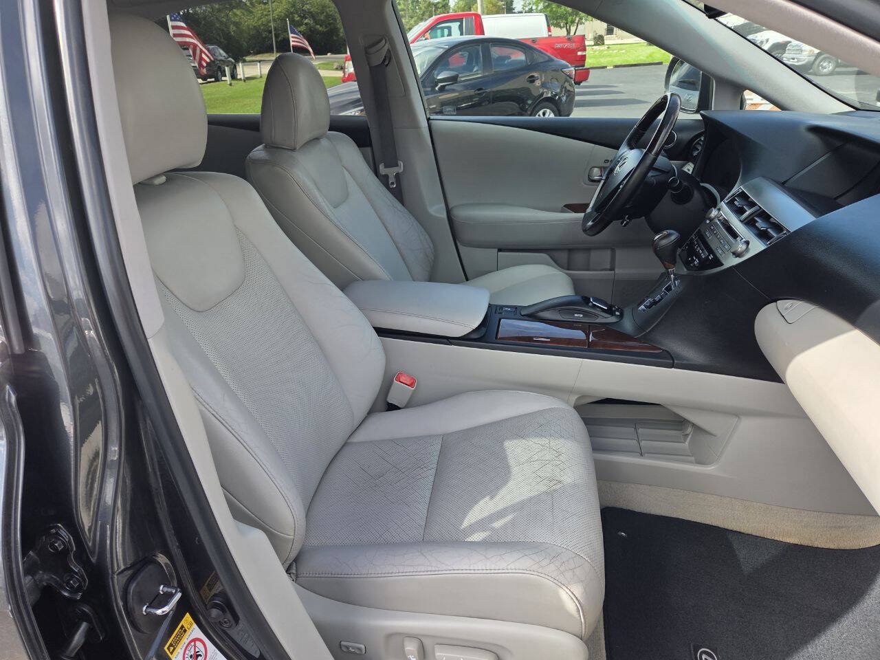 Used 2011 Lexus RX 350 2WD w/ Premium Pkg image 17