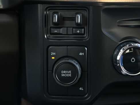 Used 2026 Ford F450 King Ranch w/ Chrome Package image 30