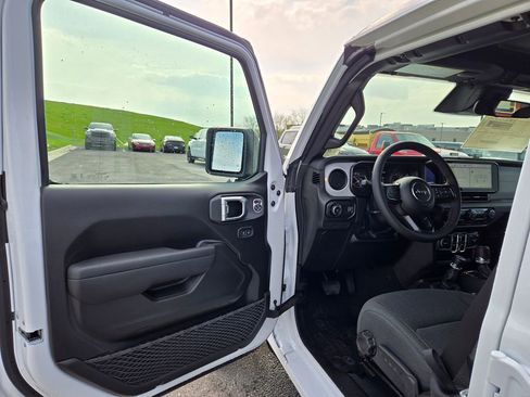 New 2026 Jeep Wrangler Unlimited Sport AWD/4WD image 11