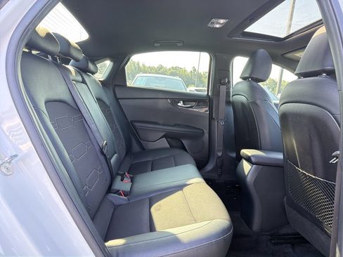 Used 2021 Kia Forte GT-Line w/ GT-Line Premium Package FWD image 15