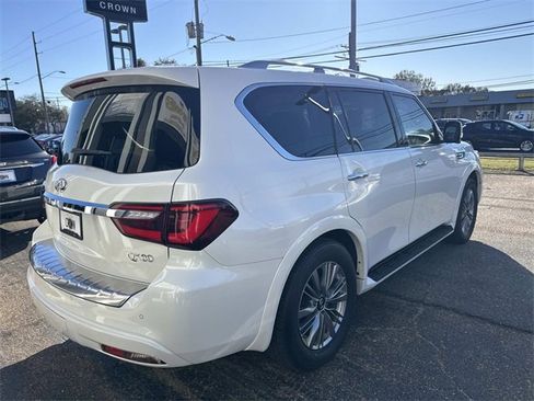 Used 2022 INFINITI QX80 Luxe w/ All-Season Package image 6