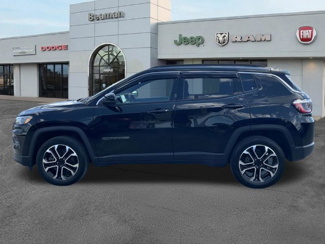 Used 2024 Jeep Compass Limited AWD/4WD image 4