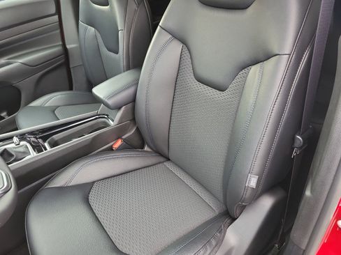 New 2026 Jeep Compass Latitude image 20